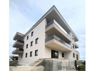 BANJOLE, luksuzni apartman s bazenom, pogled more