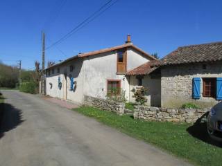 Detached Stone House With Guest Annexe..
