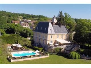 Fabulous Chateau and Guest Cottages -..