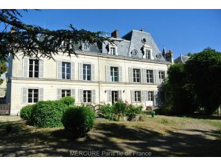 8 bedroom Character For Sale: 78570..