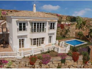 Villa for sale in Sierra Blanca Country..
