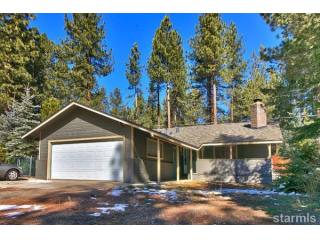 3 bedroom Residence For Sale: South..
