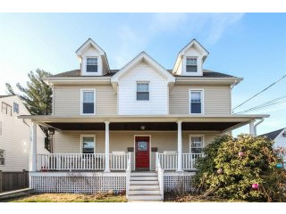4 bedroom Flat For Sale: 153 Bradley..