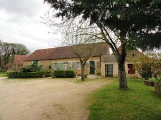 Close To Sarlat And All Local..