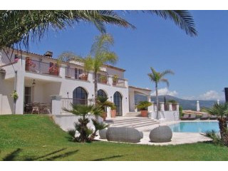 Sale House - Opio
