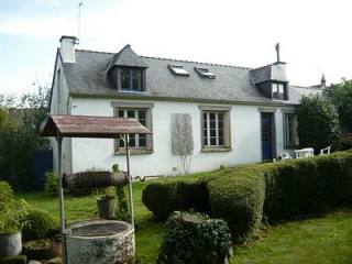 Lovely character town house, with view..