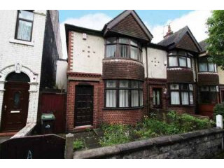 3 bedroom, Semi-detached House house..
