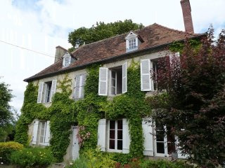 3 Bedroom Village House For Sale