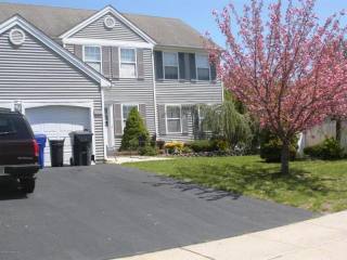 4 bedroom Flat For Sale: 244 Oak Forest..