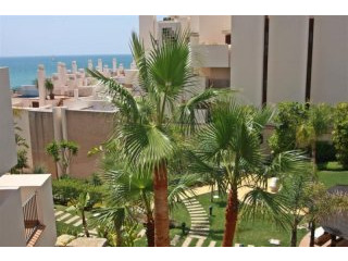 1 Bedroom Middle Floor Apartment
