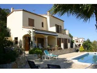 3 Bedrooms - Villa - Girona - For Sale