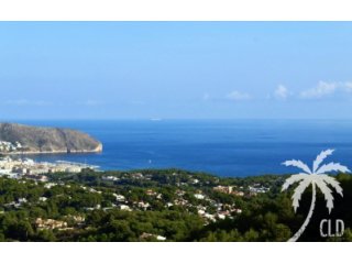 Large sea view property for sale in Moraira. Located in an..