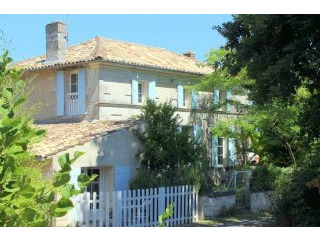 3 Bedroom Manor House For Sale