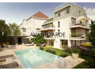 Luxurious park view apartment