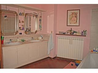 Village/town House - For Sale - Bagni..