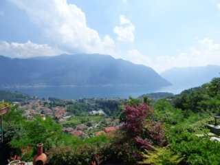 Spacious 3 bed, 2 bath apartment in..