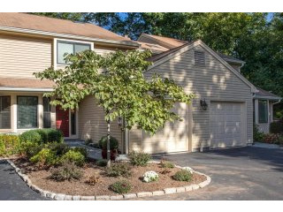 2 bedroom House For Sale: 40 Ettl Lane..