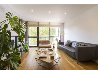 3 Bedroom Penthouse, Leasehold