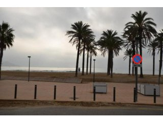 ROSES SANTA MARGARIDA: Spacious 3..