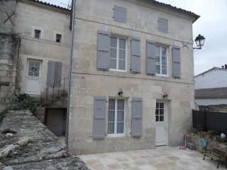 Pretty Stone House With Courtyard Garden