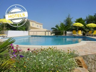 Buy Hotel >=10 Bedroom em Faro , Olhao..