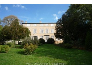 5 bedroom Character For Sale: 63160..
