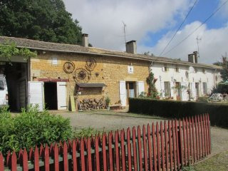 South Facing Stone Longere With Pool +..