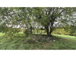 Građevinsko površine 574 m2 + poljoprivredno površine 10325