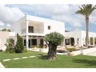 New built luxury country house in Morna..