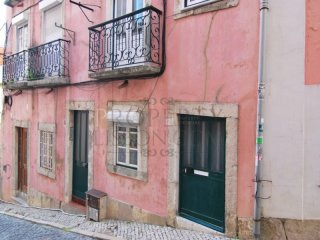T1 Lisbon Apartment with balcony for..
