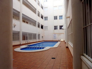 2 Bedrooms - Apartment - Alicante - For..