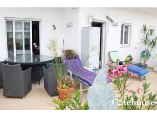 Reduced Ground Floor Apartment For Sale..