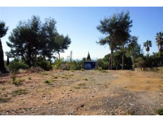 Modern Corner Villa in the Sought after..