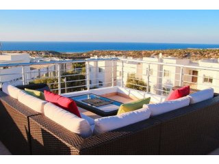 Paradise Hillside Penthouse - 2 Bed