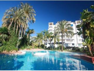 Penthouse in the heart of Puerto Banus!..