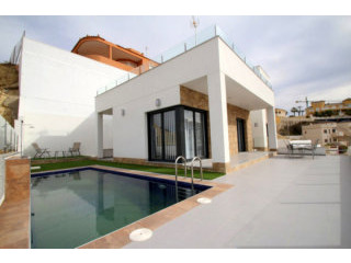 3 Bedrooms - Villa - Alicante - For Sale