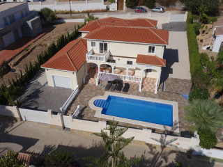 7 Bedrooms - Villa - Alicante - For Sale