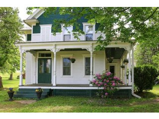 4 bedroom House For Sale: 925 County..
