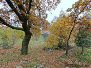 MATULJI - veliki građevinski teren u centru