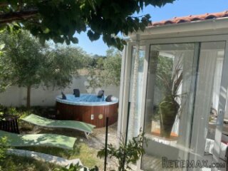 Apartman sa vlastitom parcelom - Petrčane