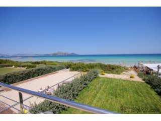 House on the beach in the most beautiful area of "Playa de..