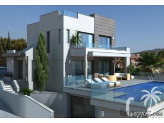 Modern Villa located within 15 minutes walking distance of..