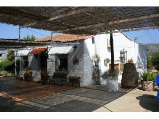 Villa - A charming country cottage with..