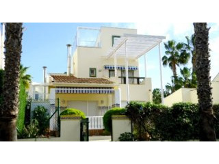 3 Bed Villa, Villamartin Ref: YHISO115