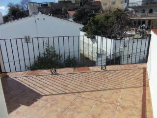 Town House - Newly built townhouse..