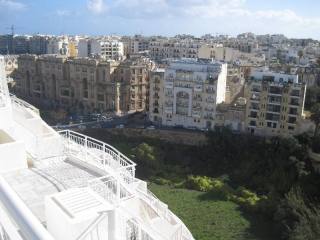 Balluta Seafront Apartment