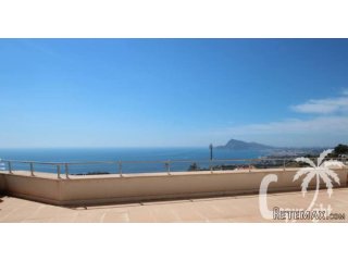 This modern apartment was built in 2005, facing south, it..