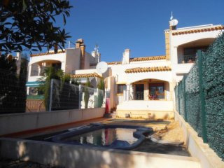 Townhouse In Villamartin, Orihuela..