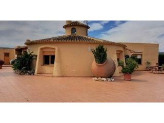 3 Bedroom, 2 Bathroom unique villa in..