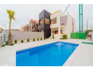 2 Bedroom 2 Bathroom Bungalow In Los..